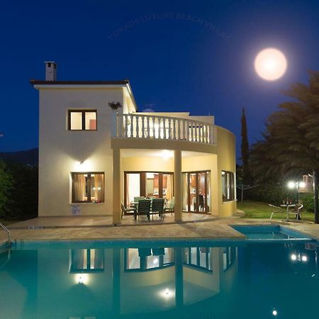 Villa Tsikkos Tria Polis Exterior photo