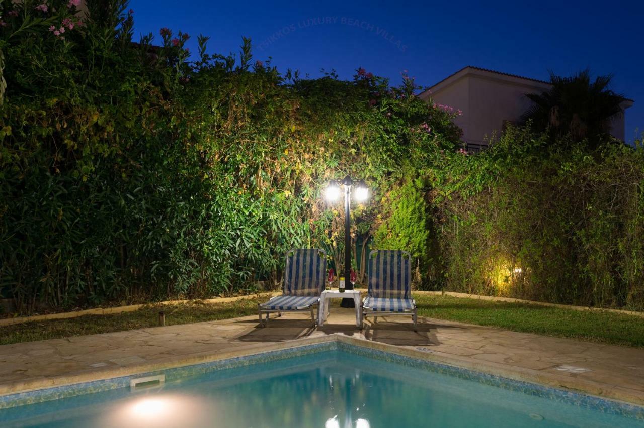 Villa Tsikkos Tria Polis Exterior photo